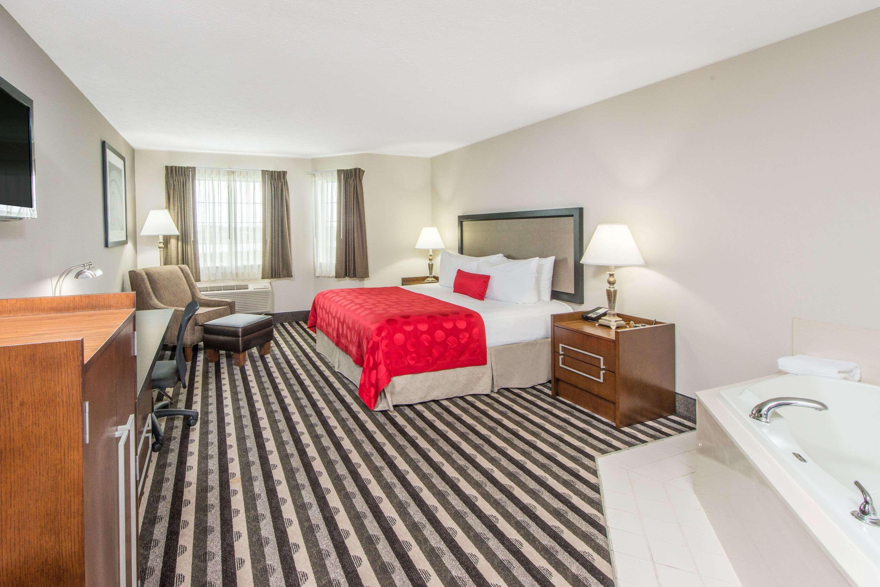 Ramada By Wyndham Springfield North Ξενοδοχείο Εξωτερικό φωτογραφία