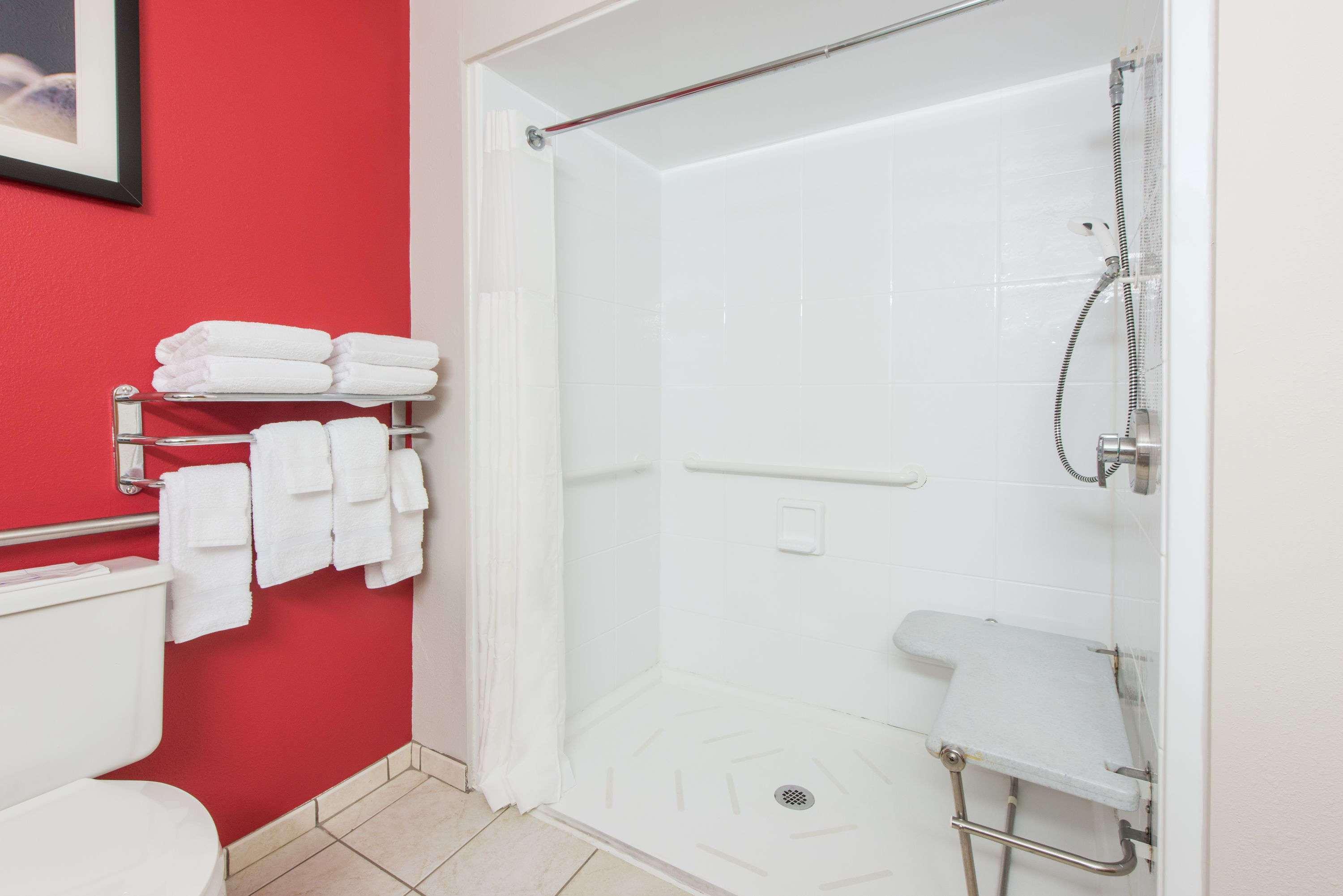 Ramada By Wyndham Springfield North Ξενοδοχείο Εξωτερικό φωτογραφία